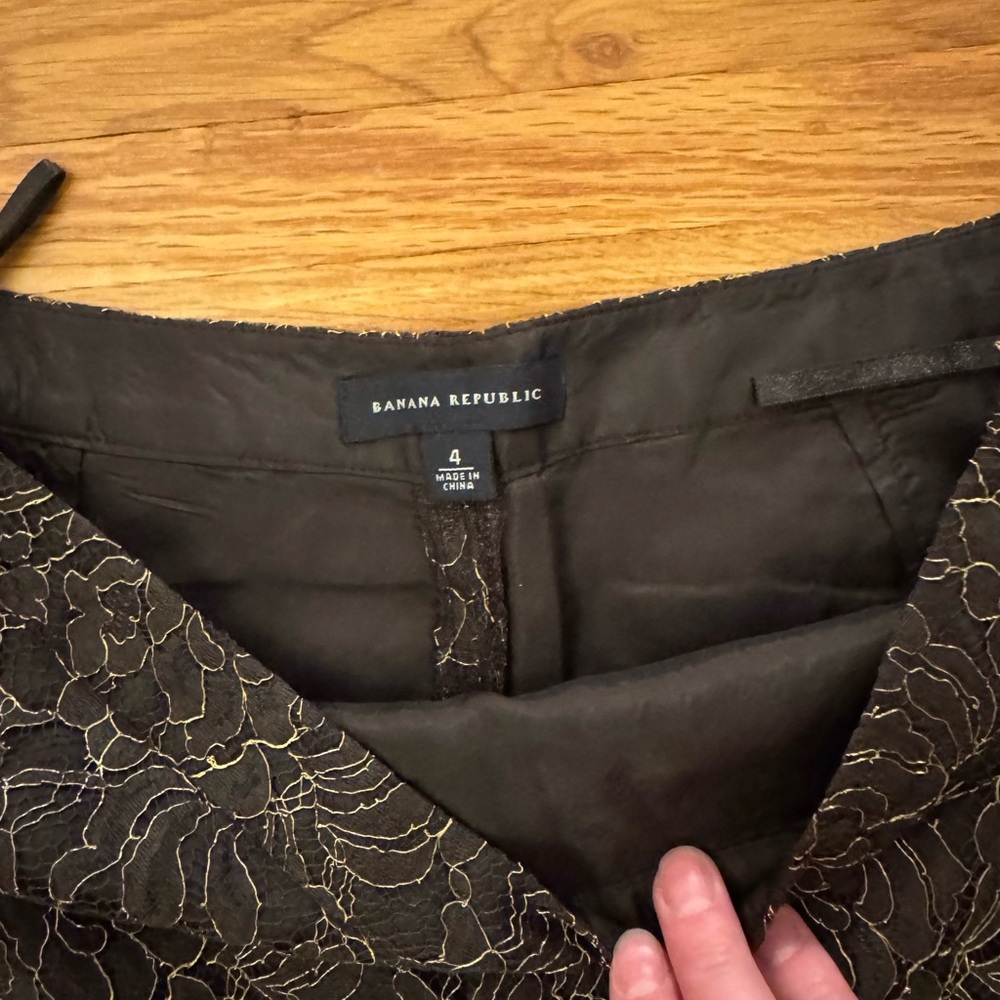 Banana Republic Black Lace with Gold Thread Pencil Skirt - Picture 3 of 8